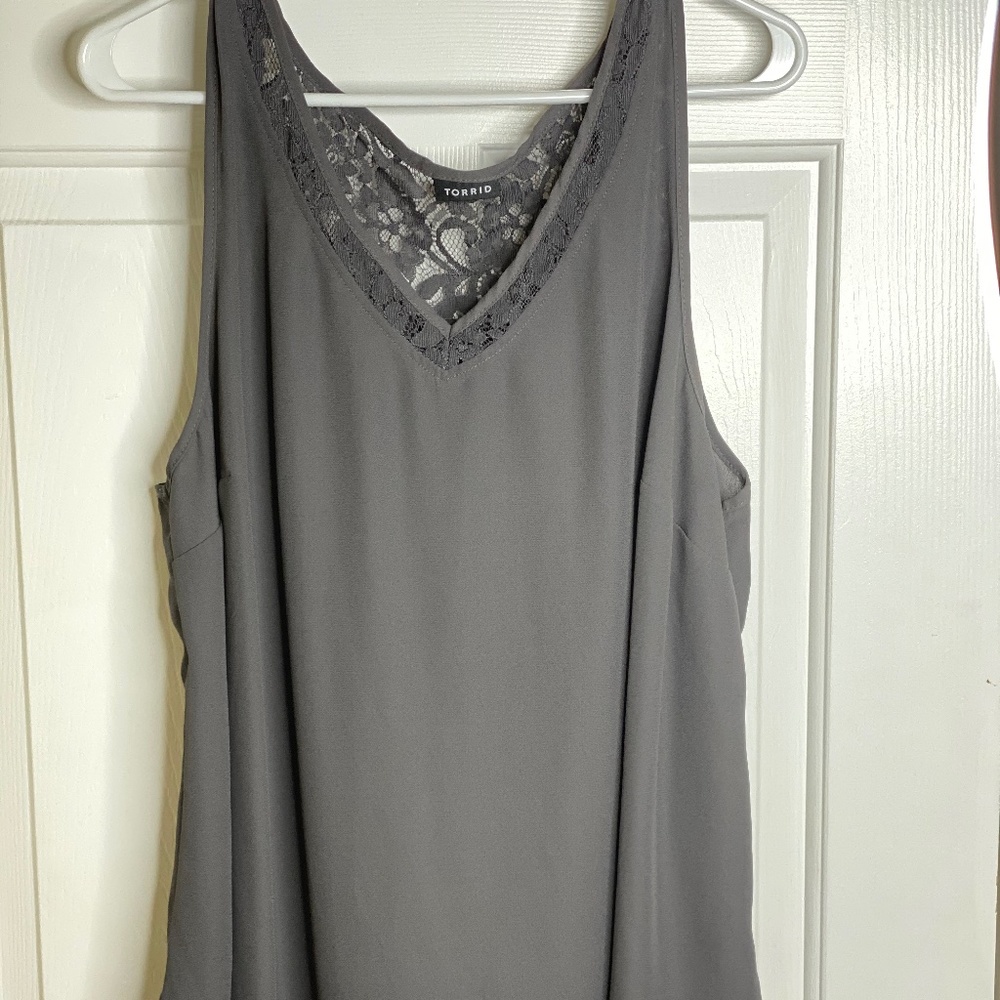GRAY TORRID TANK BLOUSE